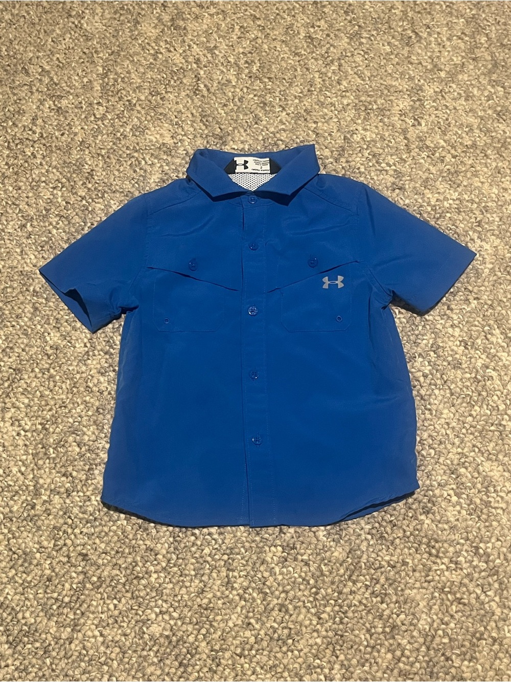 Under Armour Fishing Shirt Size 5